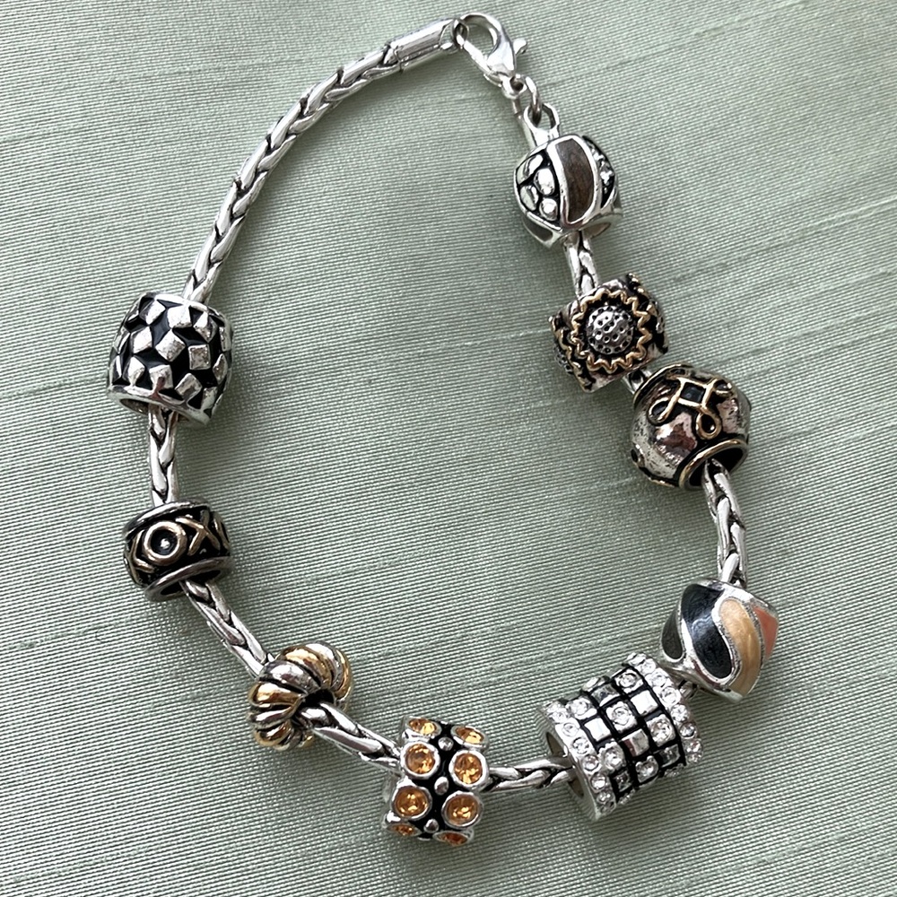 BRACELET WITH 9 Davinci Charms on SILVERTONE BRACELET NO STOPPER BEAD